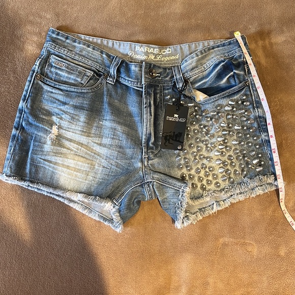 Parasuco denim jean short with spike - Picture 9 of 9